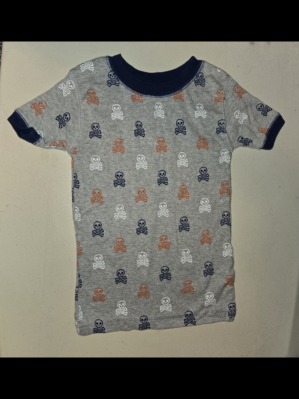 Koala kids Gray Skull & Crossbones Short Sleeve Tee - Navy Trim SZ 3T